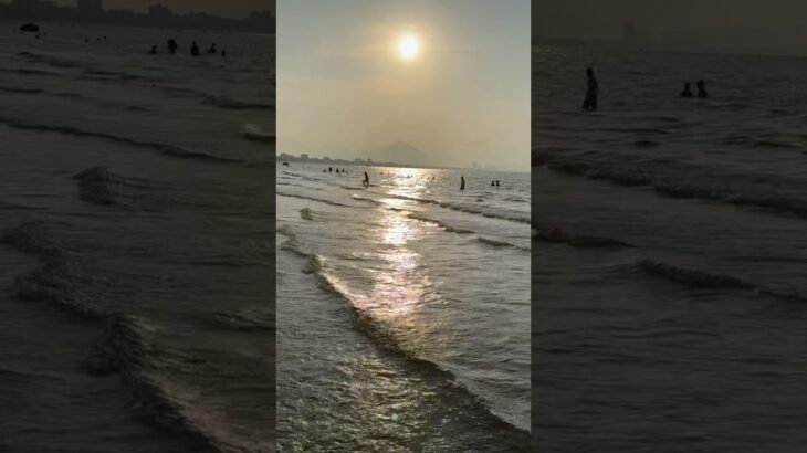 ベトナム🇻🇳ダナンの記録63  ダナン空港の北側　タンケビーチと夕日 #travel #danang #beach