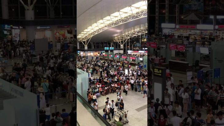 ベトナム旅行🇻🇳カオスな雰囲気の空港ロビー/ハノイノイバイ国際空港/街歩き #海外旅行 #ベトナム旅行 #vietnam