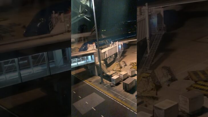 ベトナム旅行🇻🇳夜の空港から離陸する飛行機/ハノイノイバイ国際空港/街歩き #海外旅行 #ベトナム旅行 #vietnam