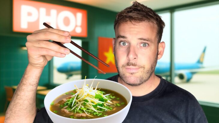 Je Teste un Pho au Boeuf Wagyu à l’ Aéroport de Saigon! C’EST CHER! 🇻🇳