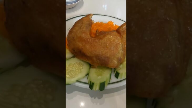 ベトナムのダナンの美味しいチキンライスを食べよう! #旅行 #travel #海外旅行 #vlog #ベトナム #ダナン #ベトナム旅行 #trip #チキンライス #ベトナム料理 #ダナン料理